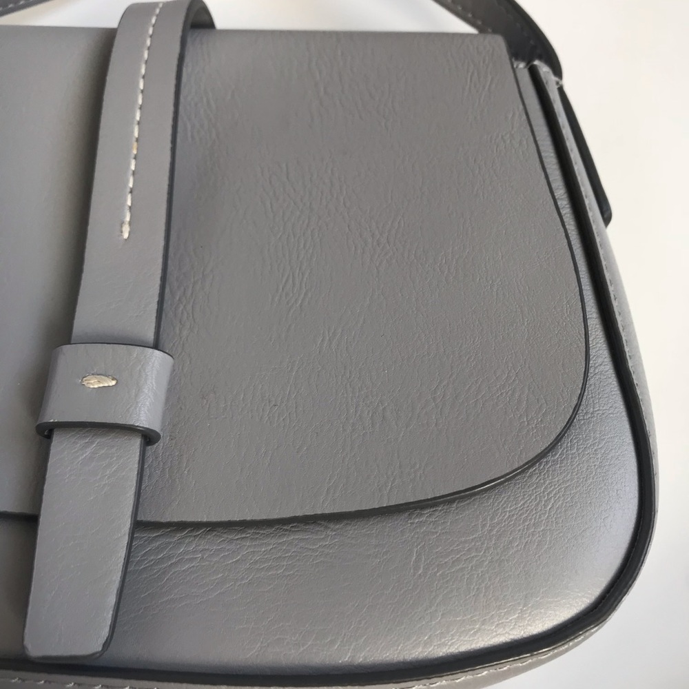 Gorgeous Mini grey handbag. Effortless chic.